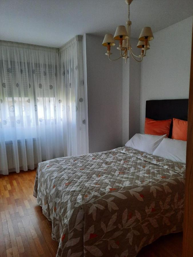 Apartamento Bulevar Бургос Екстер'єр фото